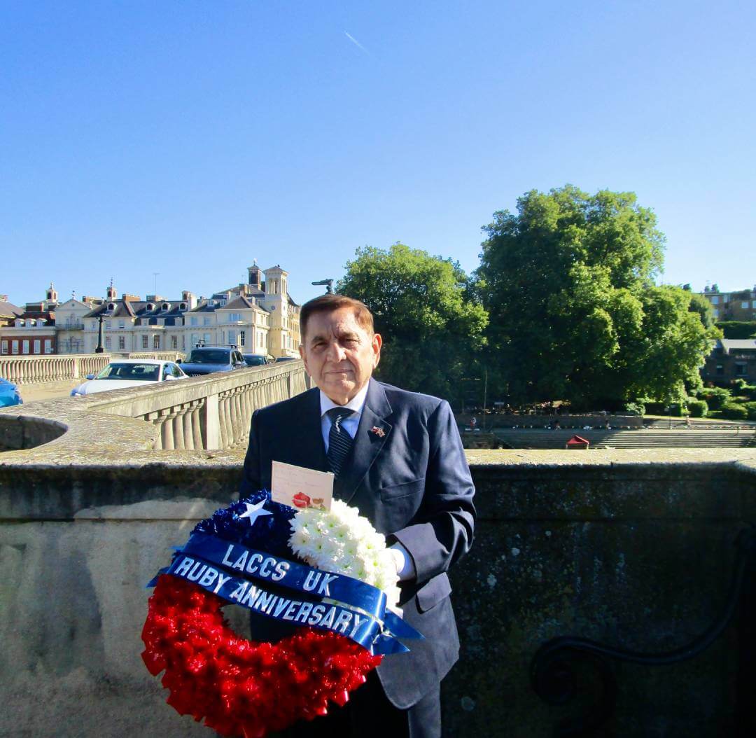 Preparingto crossing the Richmond Bridge to attend Bernardo O'Higgins-Riquelme ceremony